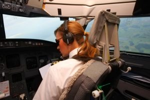 How Many Flight Hours To Become A Commercial Pilot